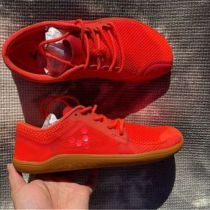 Vivo Barefoot NEW IN BOX Primus Lite women’s size 36 (5.5)